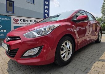 Hyundai i30 1.6-1.MAJITEL-NÍZKÉ KM - 3