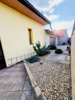 ZNÍŽENÁ CENA  EXKLUZÍVNY RD, 6 IZBOVÝ RODINNÝ DOM, 300 - 3