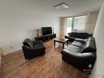 3 izbový byt balkónom a garážou Topoľčany- Mravenisko / P - 3