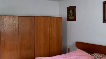 PREDAJ - rodinný dom s potenciálom vo Vavrečke – pokojné býv - 3