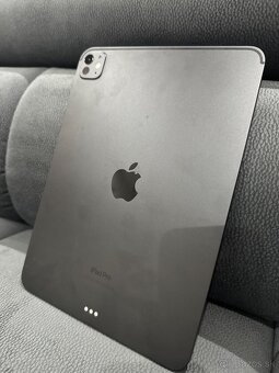 Predám  iPad Pro 11 M4 256gb Wi-Fi SpaceBlack - 3