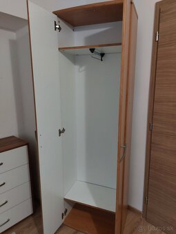 Šatníková skriňa - 3