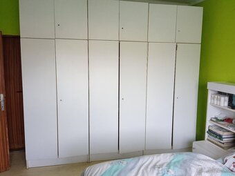 Predám zachovalý nábytok - 3