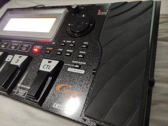 Gitarový syntetizátor/multiefekt Roland GR-55 - 3