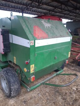 predám lis na okrúhle balíky zn.Sipma - 3