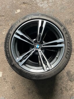Kolesá na BMW M5 - 3