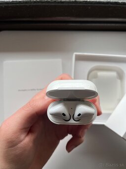 Apple AirPods 2 generácia - 3