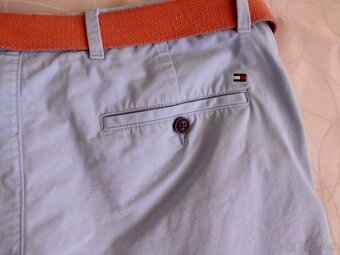 Tommy Hilfiger pánske krátke chino nohavice L - 3