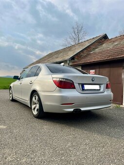 BMW E60 lci 525d 145 kw trojliter facelift - 3