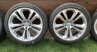 AUDi orig. Q3 5x112 8j x19 ET 36 255 40 R19 - 3