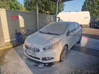Kia ceed 1.4 crdi 66kw - 3