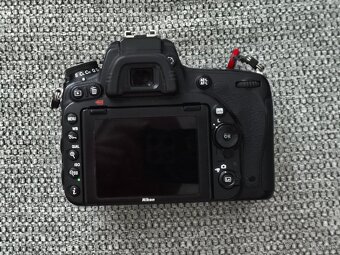 Nikon D750 - 3