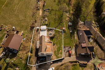 Exkluzívne na predaj rodinný dom s pozemkom o rozlohe 750m2 - 3