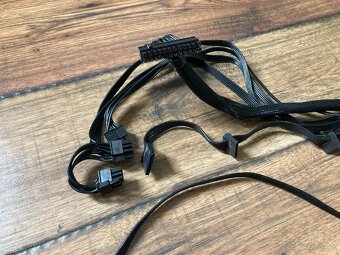 Seasonic Focus Gold Plus 650w - 3