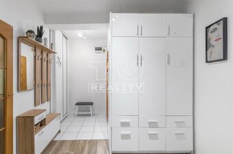 Na predaj kompletne zrekonštruovaný 3-izbový byt – Ľadoveň - 3