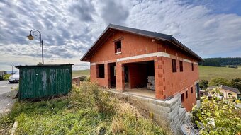 Rodinný dom vo Vlkovej – ideálne miesto pre Vašu budúcnosť - 3