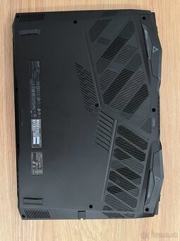 Predám Notebook Acer Predator Helios 300 - 3