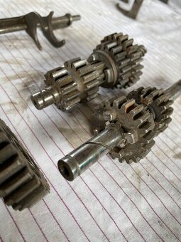 Prevodovka ČZ 175 typ 450 - 3