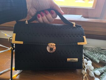 Vyšívaná handmade kabelka - 3