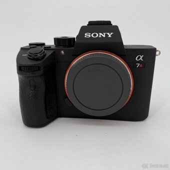 Sony a7 r III (telo) - 3