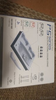 Predám chladiacu a dokovaciu stanicu PS5 - 3