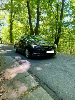 Opel astra sports tourer - 3