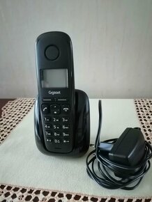 Prenosný telefón Gigaset A180 čierny - 3