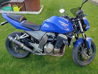 Kawasaki Z750 - 3