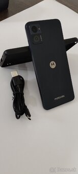 Motorola e22 - 3