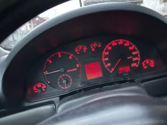 Budíky/tachometer/palubný počítač - 3
