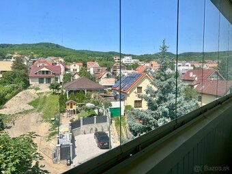 1- izbový byt s lodžiou v pôvodnom stave na predaj v Rači - 3