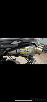 Yamaha fz600 - 3