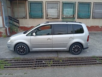 Predám Volkswagen Touran 1.9 Tdi DSG - 3