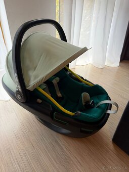 Autosedacka Maxi Cosi coral 360 + Isofix otocna zakladna - 3