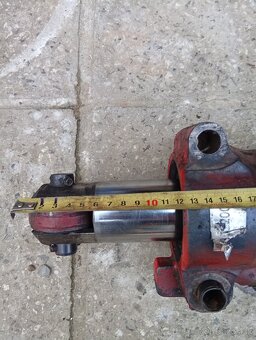 Predám tento servo piest" - 3