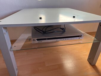 Stolík na tv aj z DVD prehravačom - 3