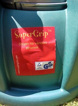 stojan na vianocny stromcek - 3