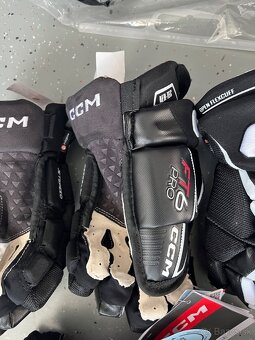 Rukavice CCM Jetspeed FT6 Pro - 3