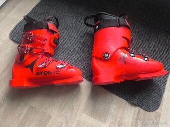Atomic race lyžiarky - 3