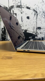 MacBook Pro 13” M1 (2020) - 3