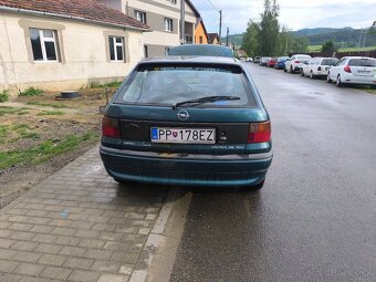 Opel astra 16i - 3