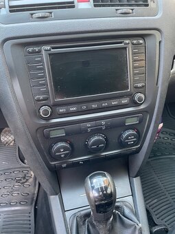 Skoda Octavia Combi 2 - 3