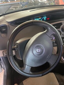 Renault Scenic 2 1.5dci 78kw - 3