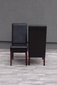Set čiernych kožených stoličiek ( 2 ks ) . - 3