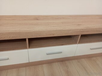 TV stolík - 3
