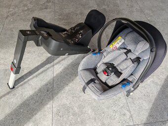 Vajíčko so základňou, avionaut pixel - 3