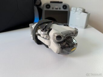 PREDAM/ VYMENIM NEPOUŽIVANY DJI MINI 4 PRO FLY MORE COMBO - 3