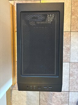 Fractal design meshify C - 3