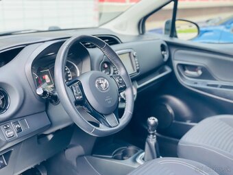 Predám Toyota Yaris 1,5 benzín - 3