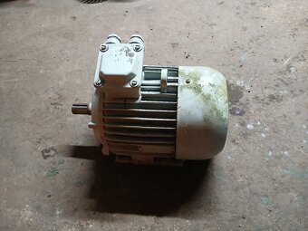 Elektromotor 2,2kw/1400ot - 3